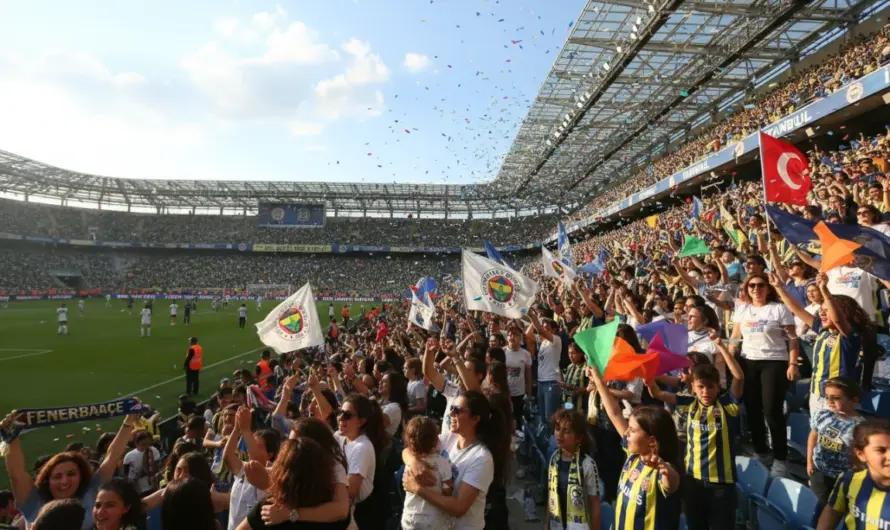Fenerbahçe Kadın ve Gençler İçin Ücretsiz Bilet Dağıtım Programı Başlatıyor